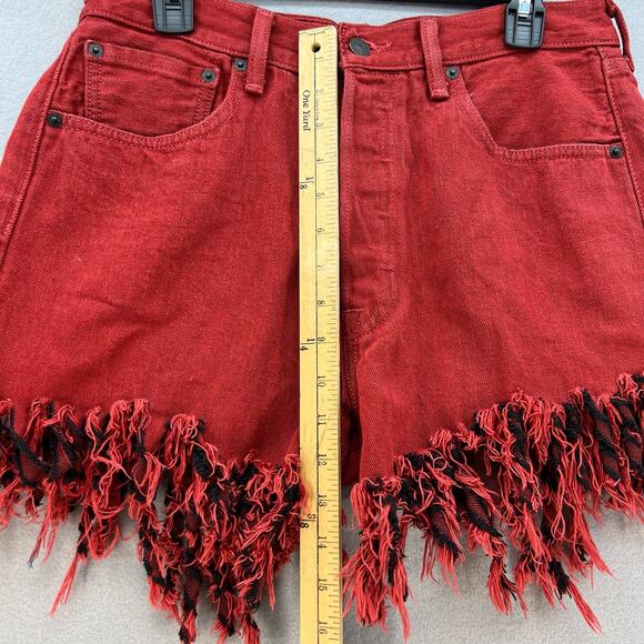 Levi's 501XX Women's Denim Shorts Size W33 Custom Cutoff Fringe Summer Must Have - Picture 12 of 14